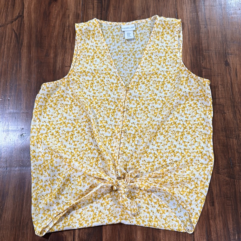 Beautiful Rachel Zoe Yellow Floral Sleeveless Blouse Women's Medium